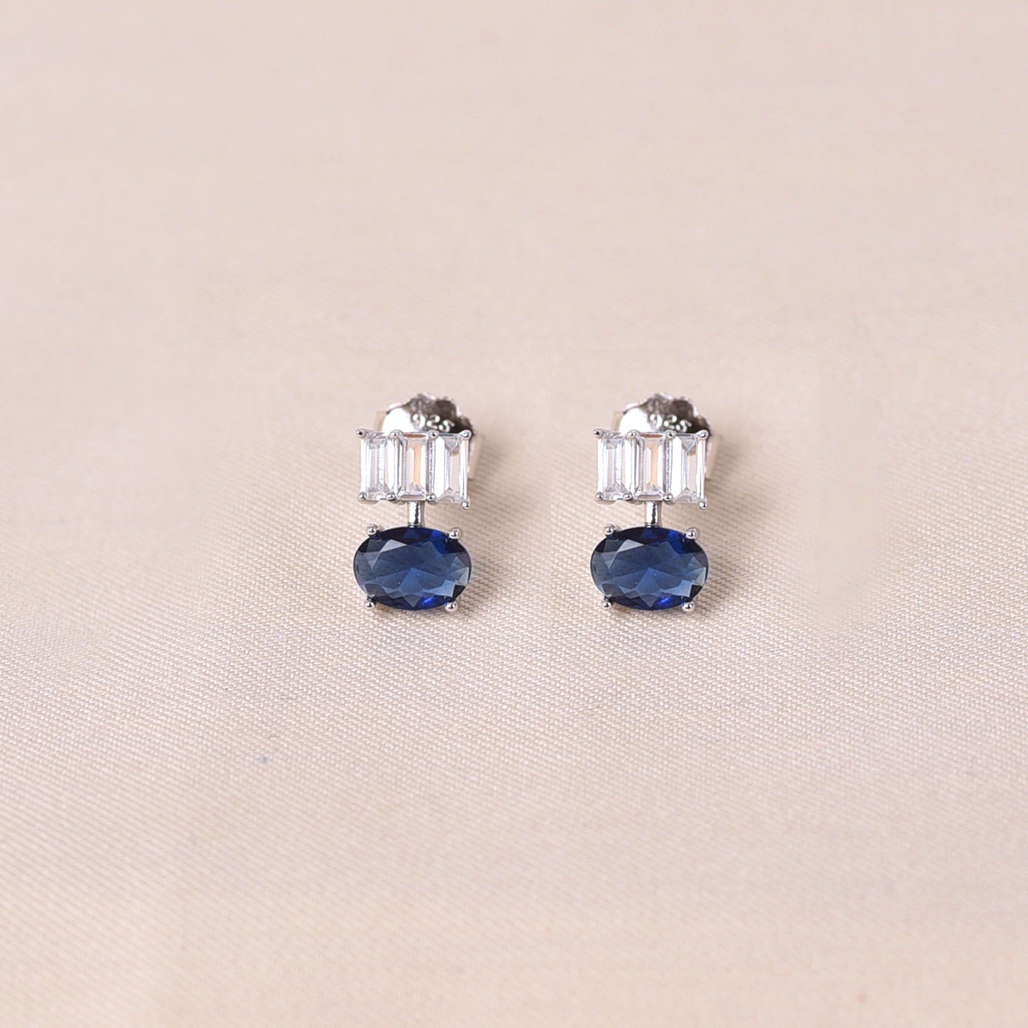 Stand in Oval Earrings- Dark Blue