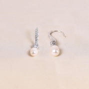 Silver Meera Pearl Earring
