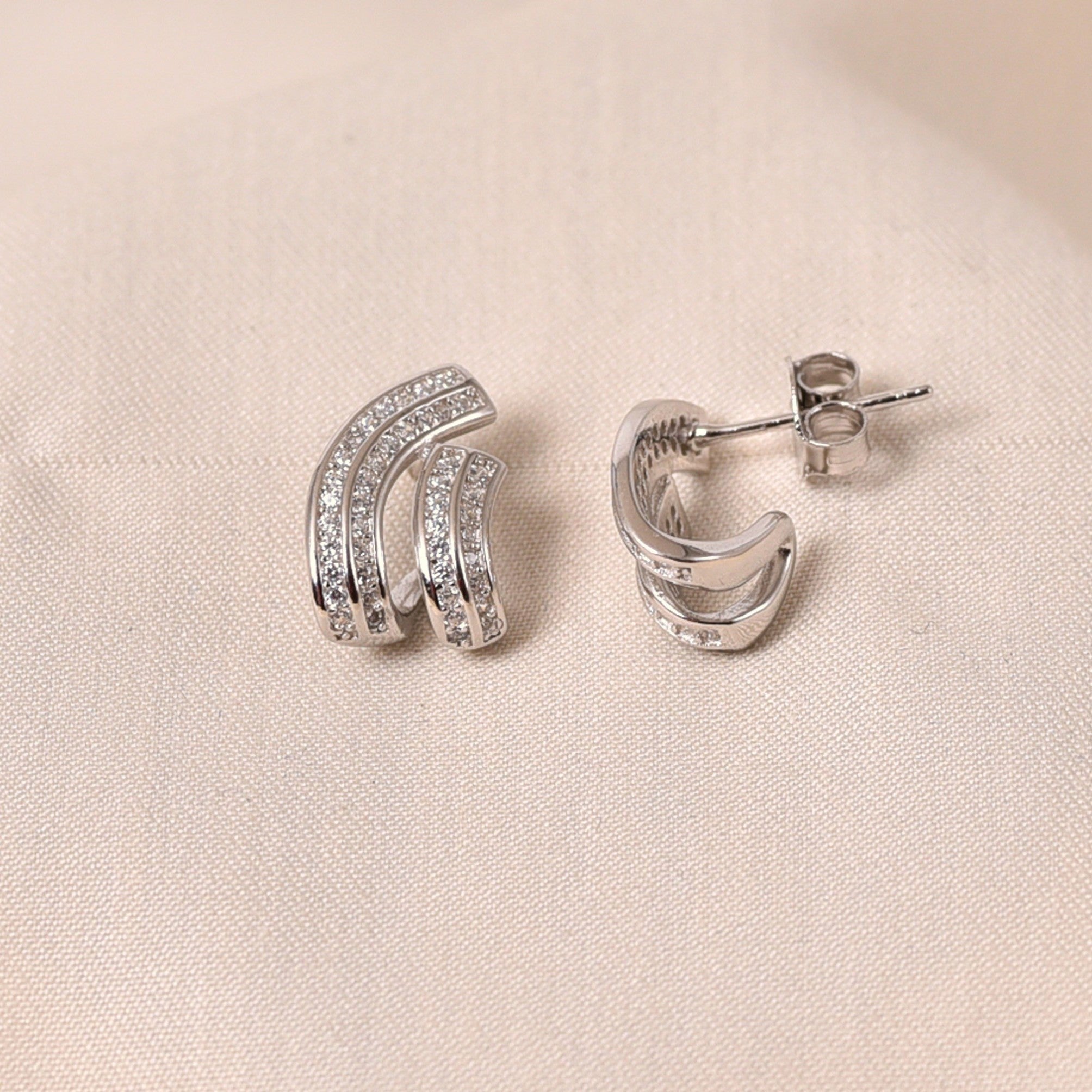 Diamond Curve Earring