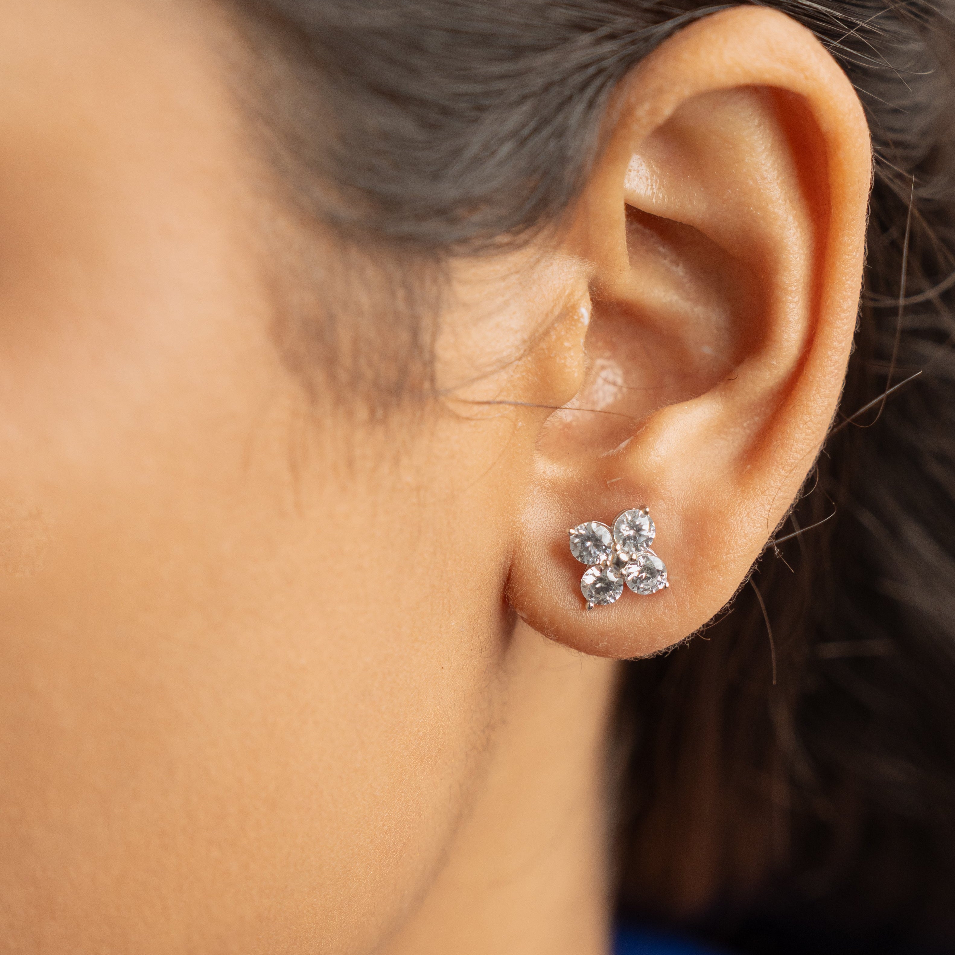 Adhya Studs Diamond Earring