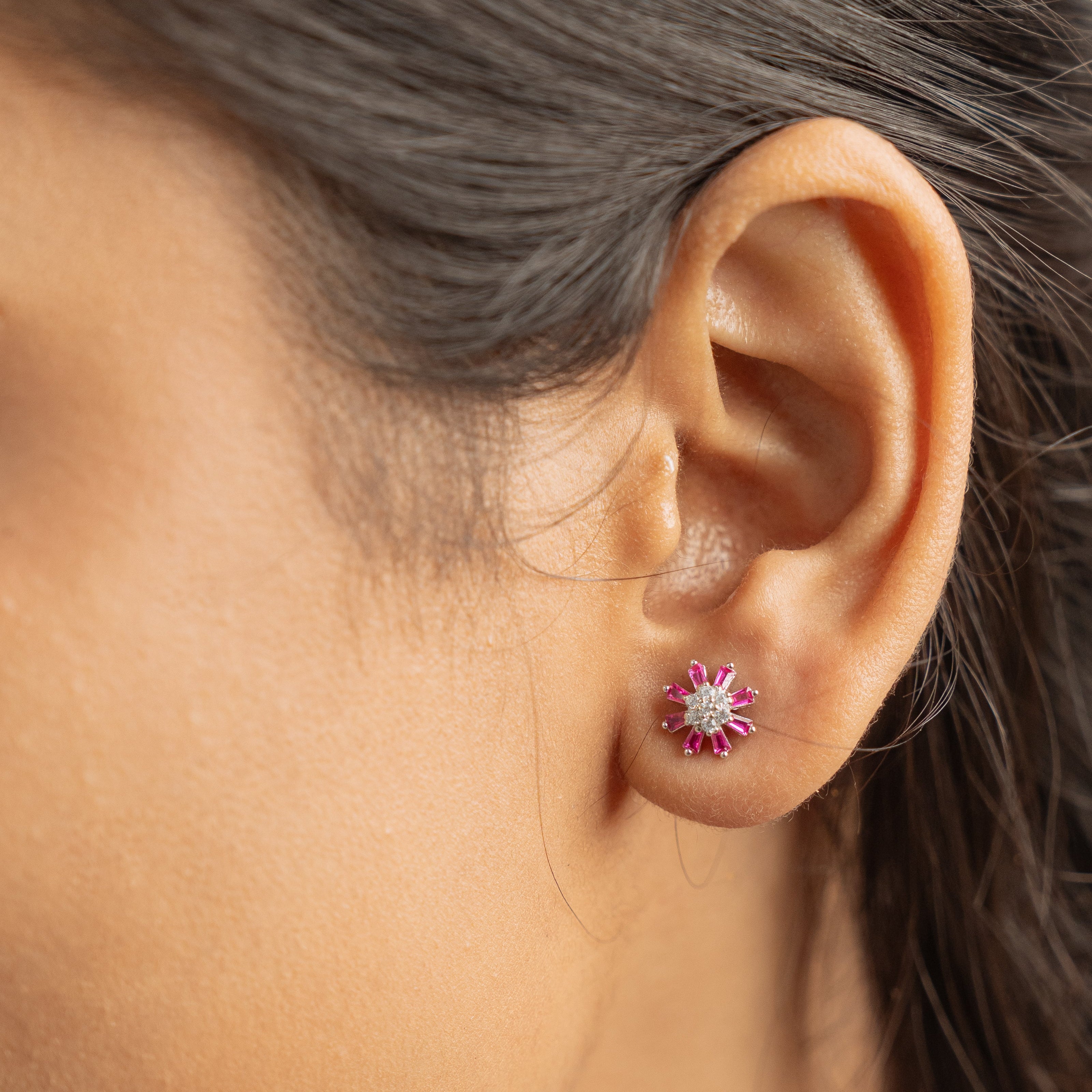 Daisy Radiant Earring - Dark Pink