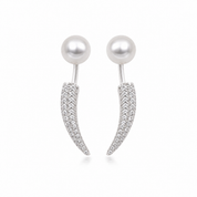 Elisha Pearl Earrings