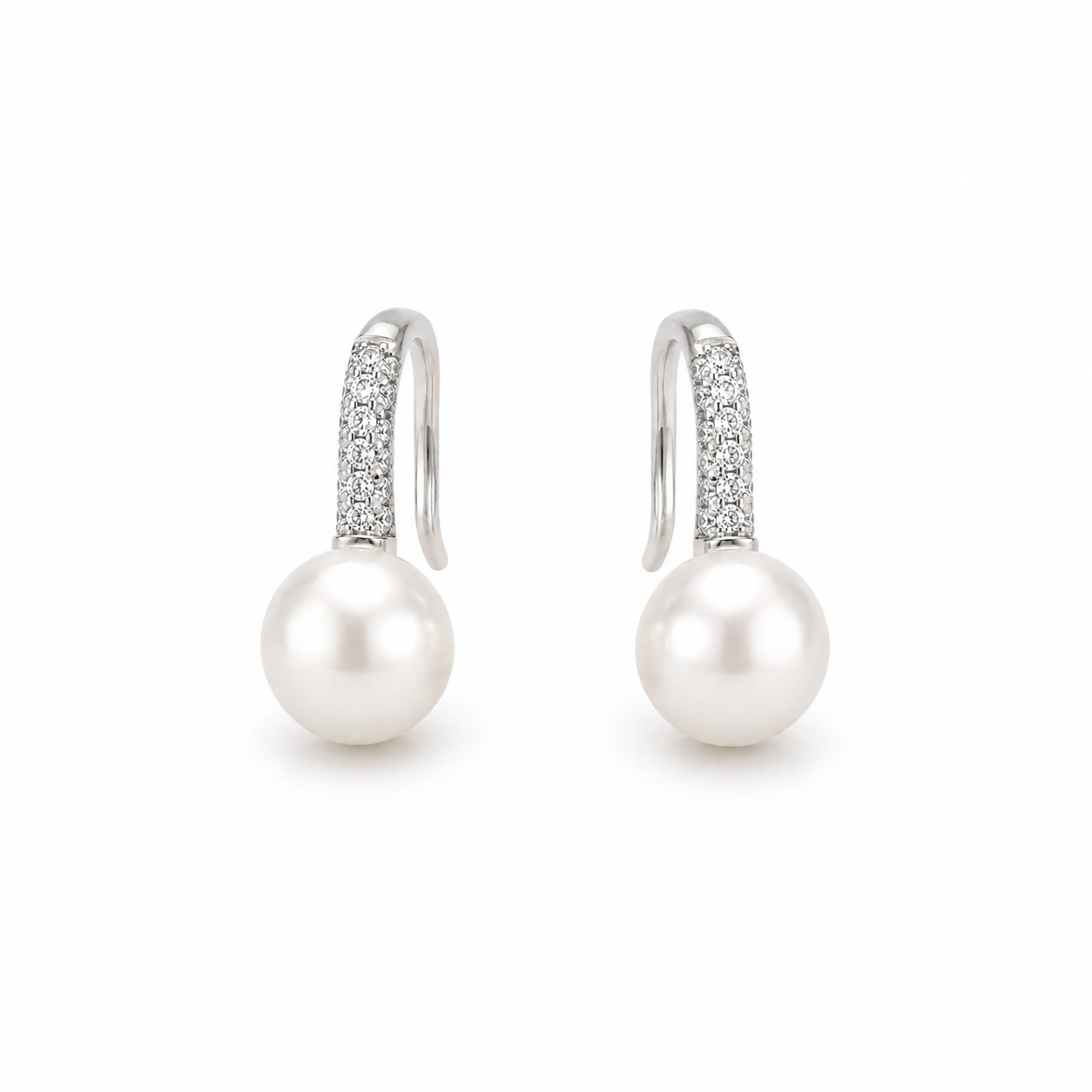 Pearl Muse Earring