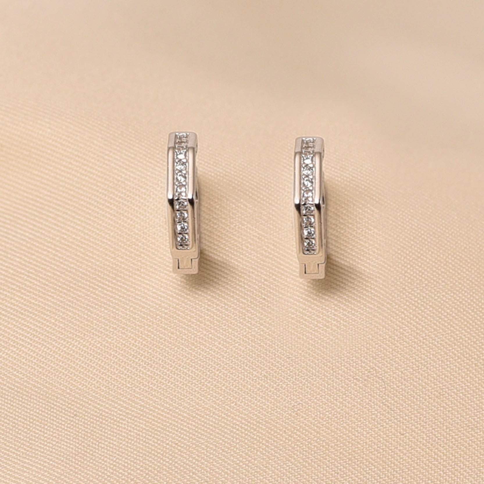 925 Sterling Silver Hoops Earring for Women - Elyta