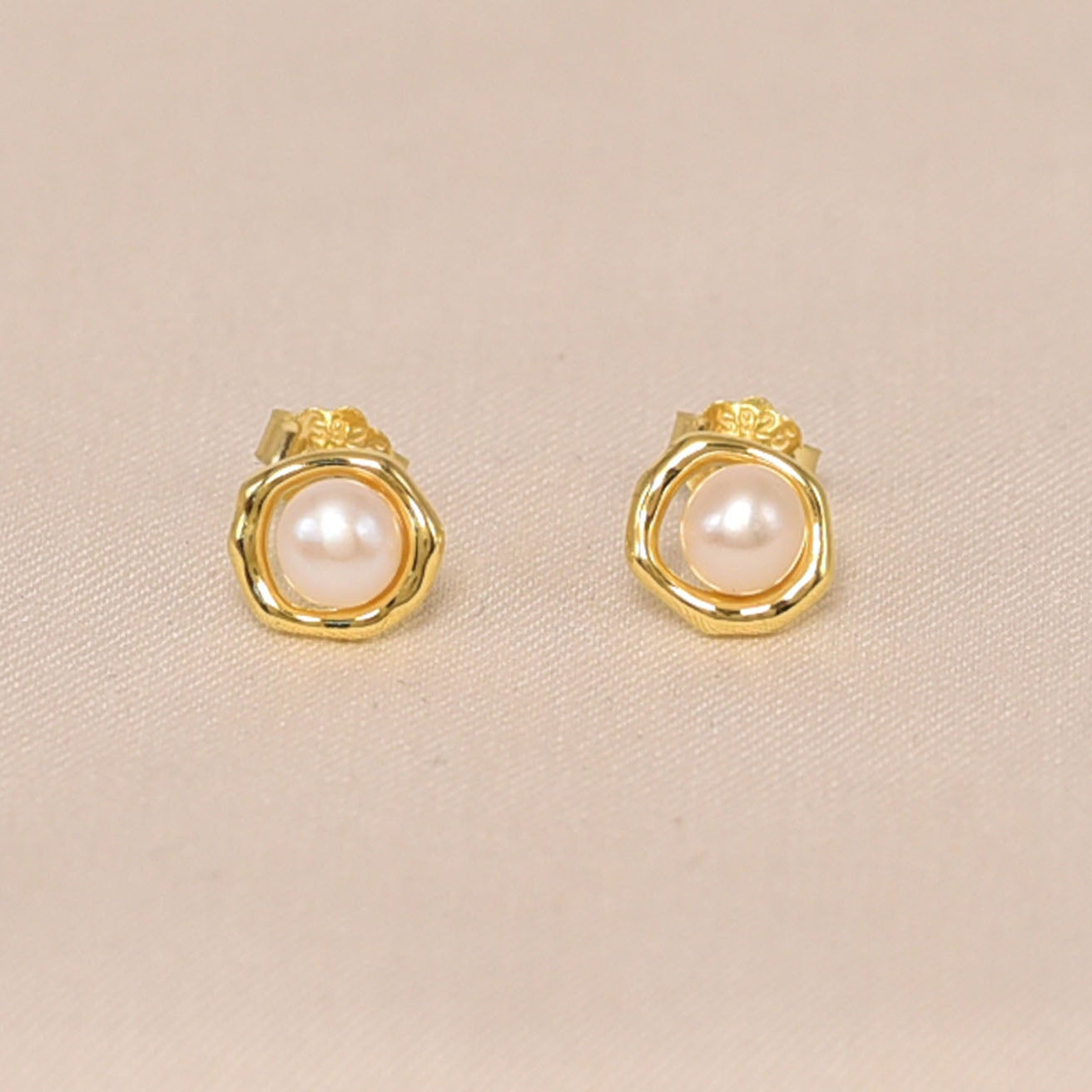 Gold and Pearl Earring for Women- Elyta