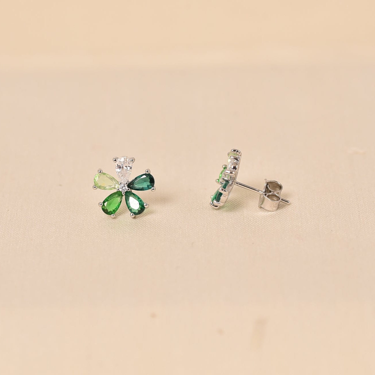 Rainbow Petal Earring - Green