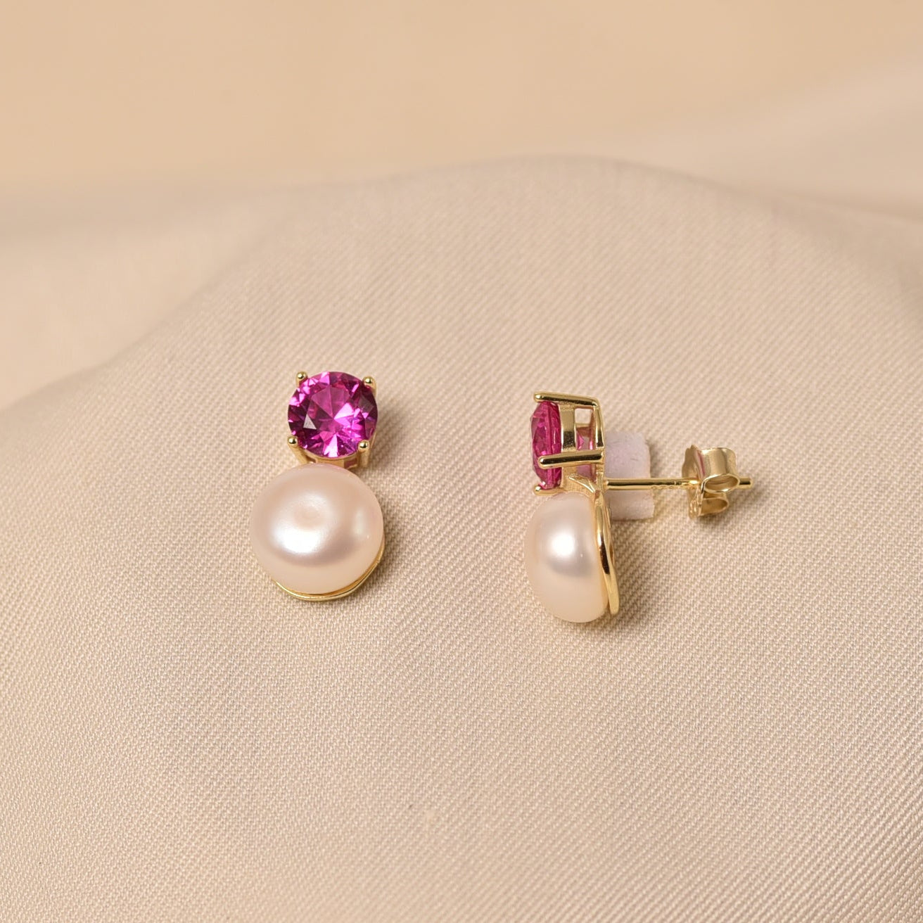 Lumi Pearl Earrings - Pink