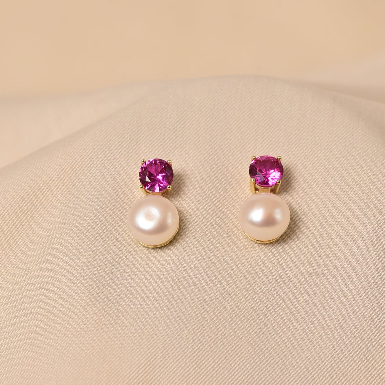 Lumi Pearl Earrings - Pink