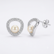 Cricle Pearl Studs Earrings