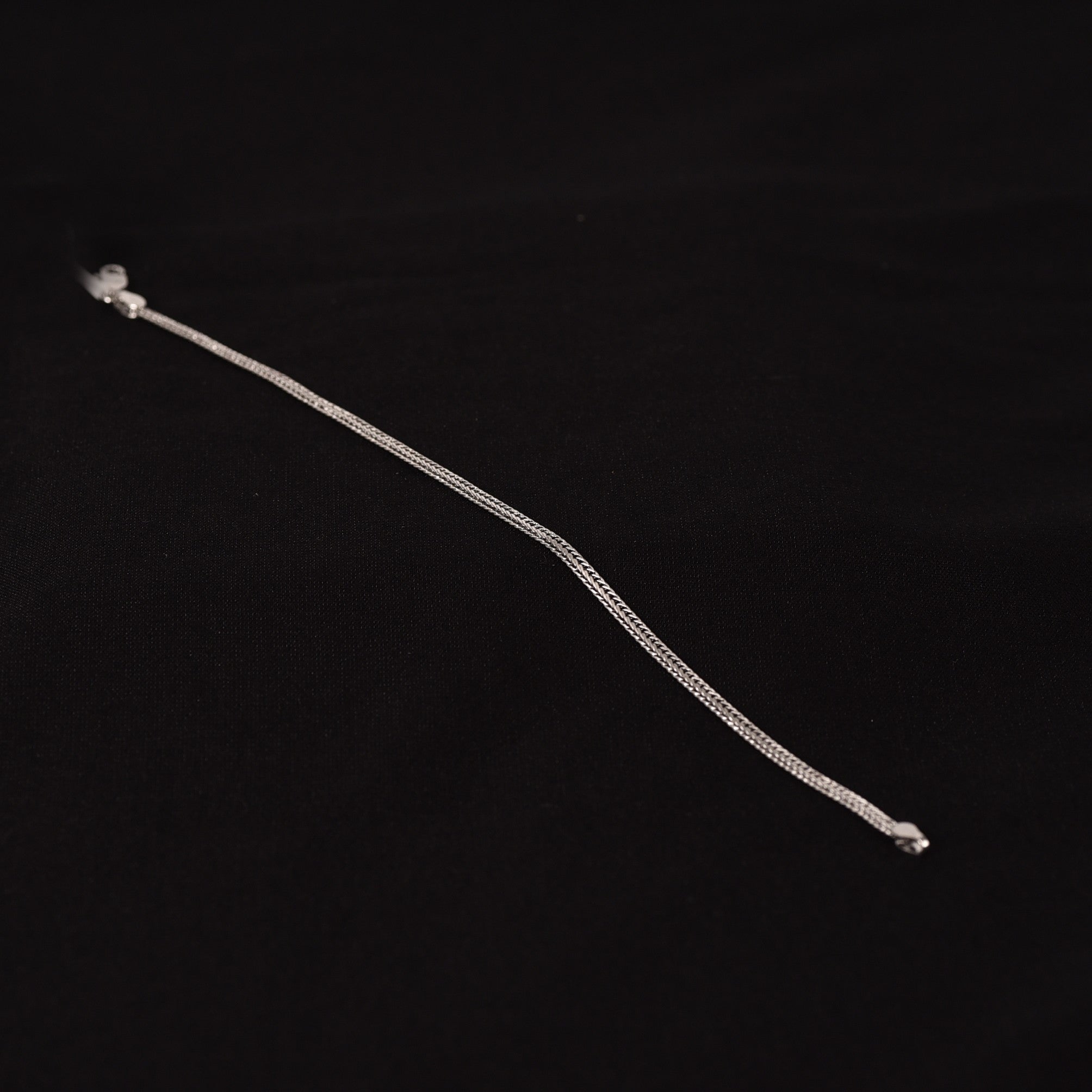 MB02874O75.jpg