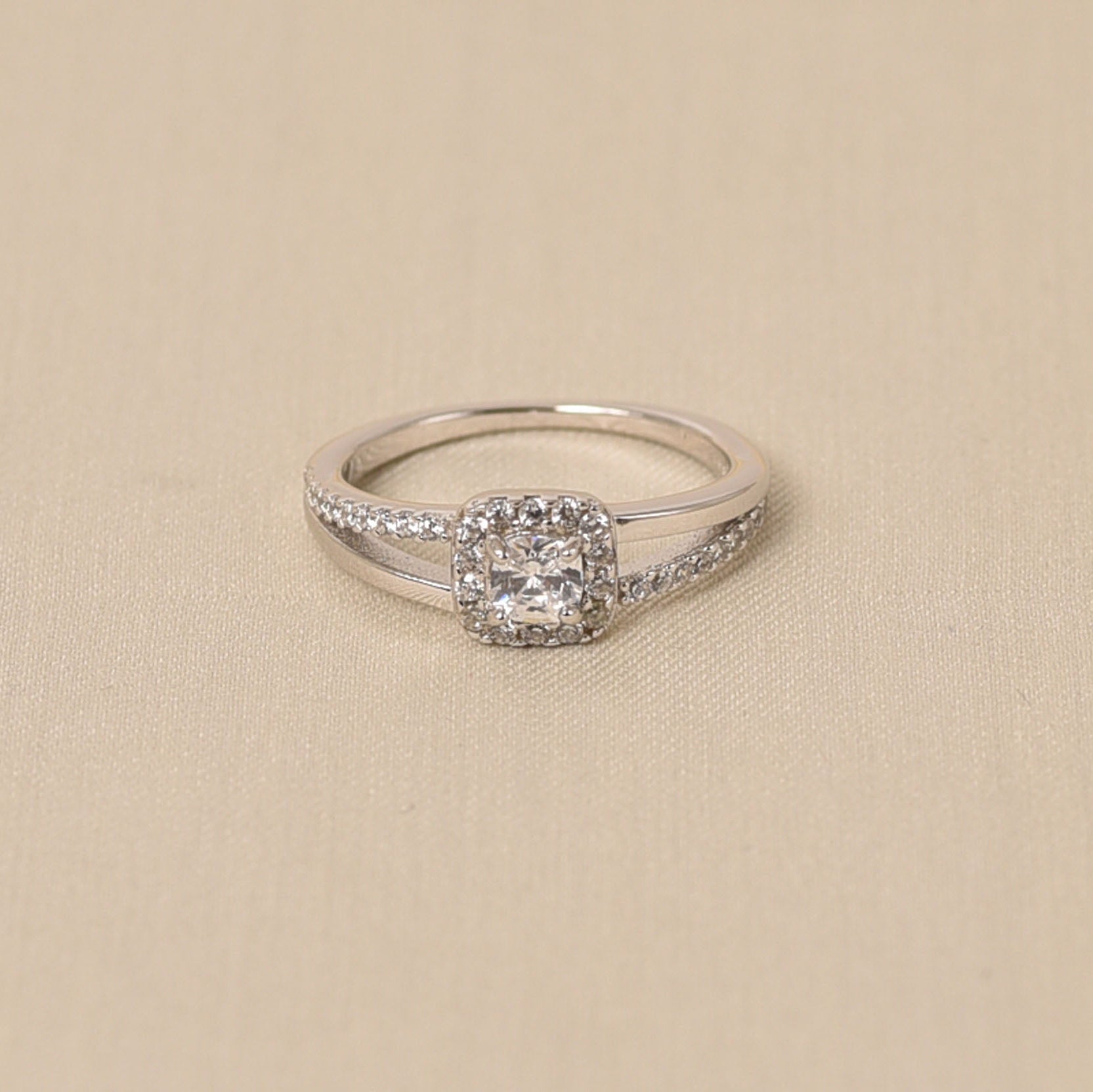 Handcrafted 925 Silver Ring for Women - Elyta