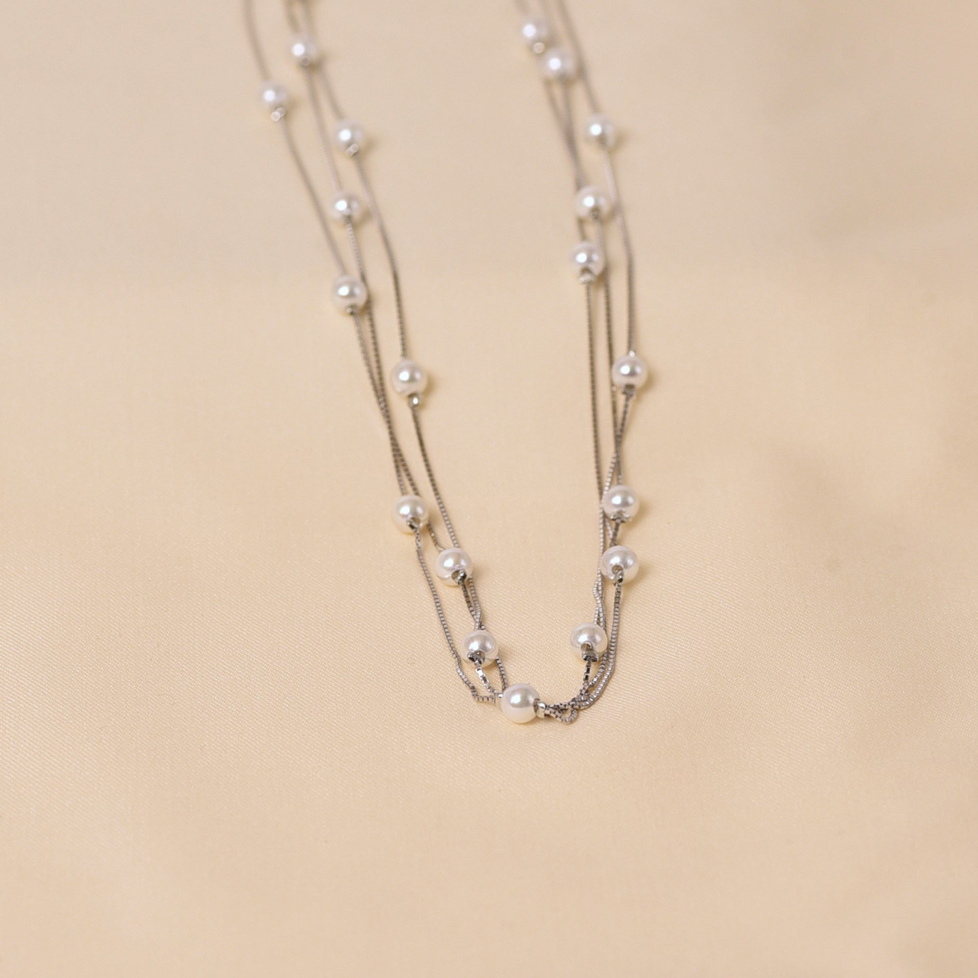 3 Stringed Small Pearl Necklace