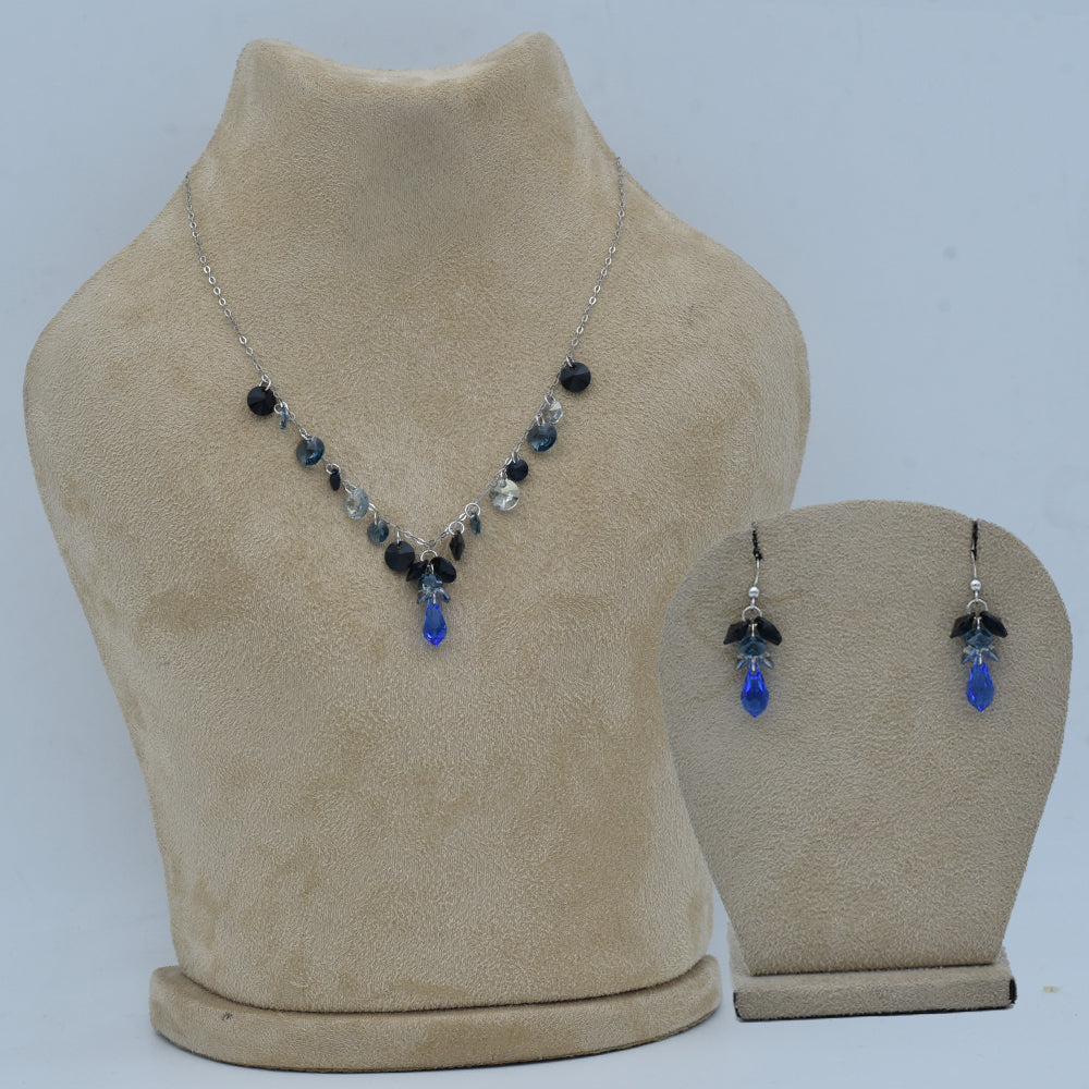 Pristine Necklace Set