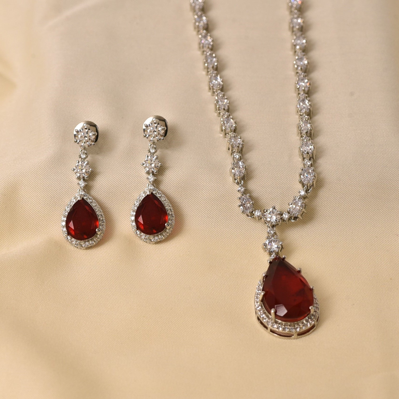 Ethereal Necklace Set