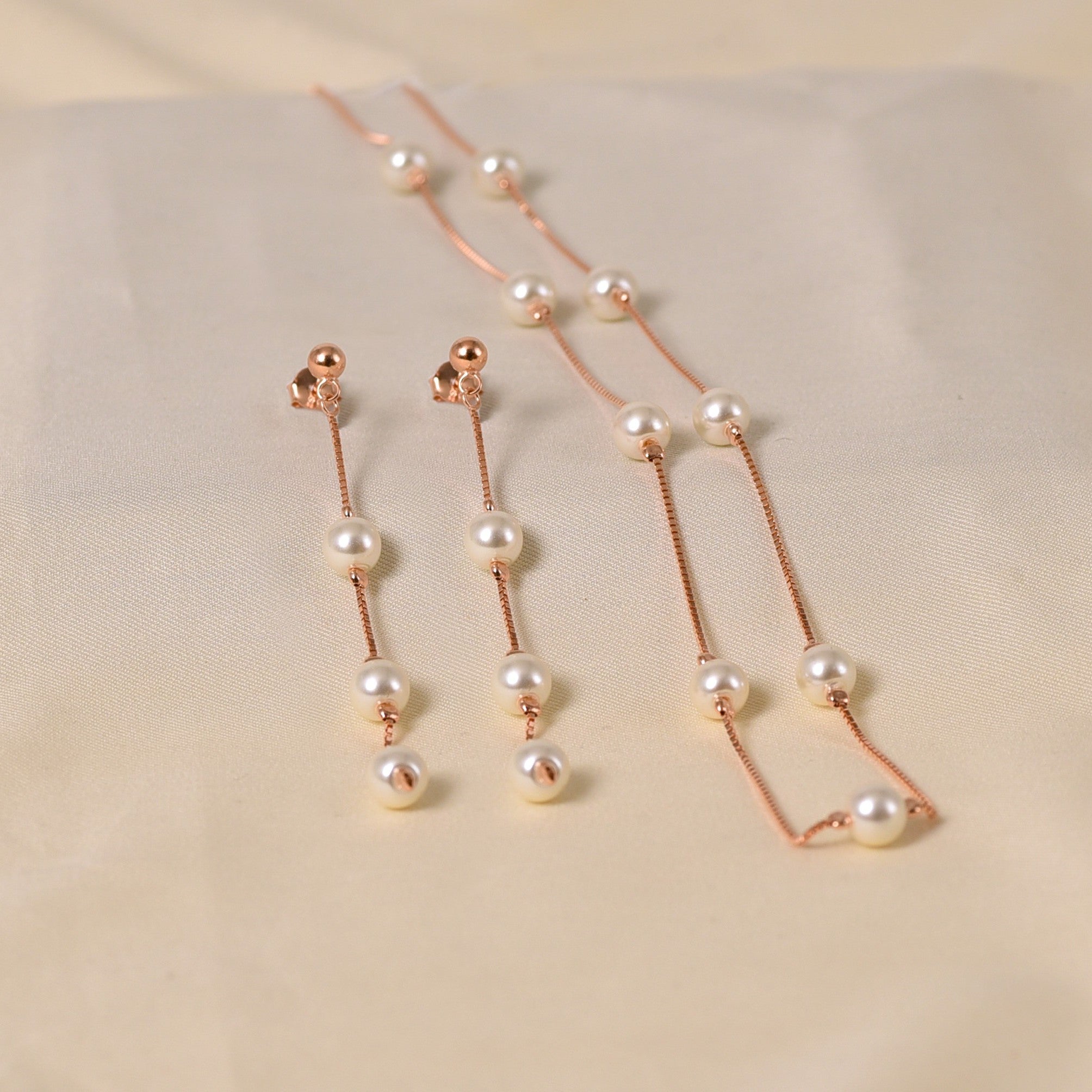 9 Pearl Pensieve Necklace Set - Rose Gold