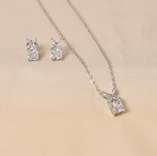 Nicole Pendant Set With Chain