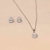 Drop Diamond Pendant Set