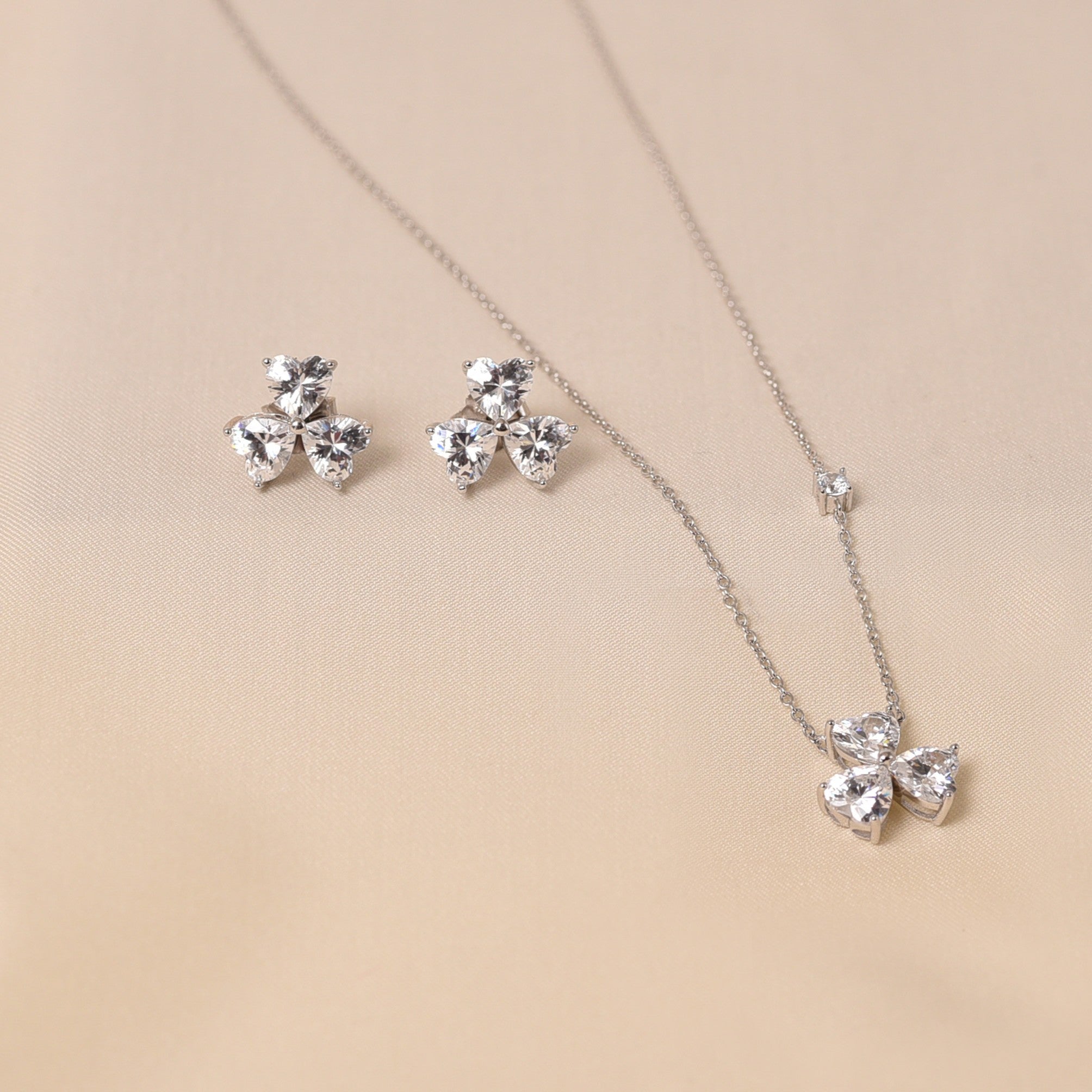 3 Heart Pendant Set With Chain