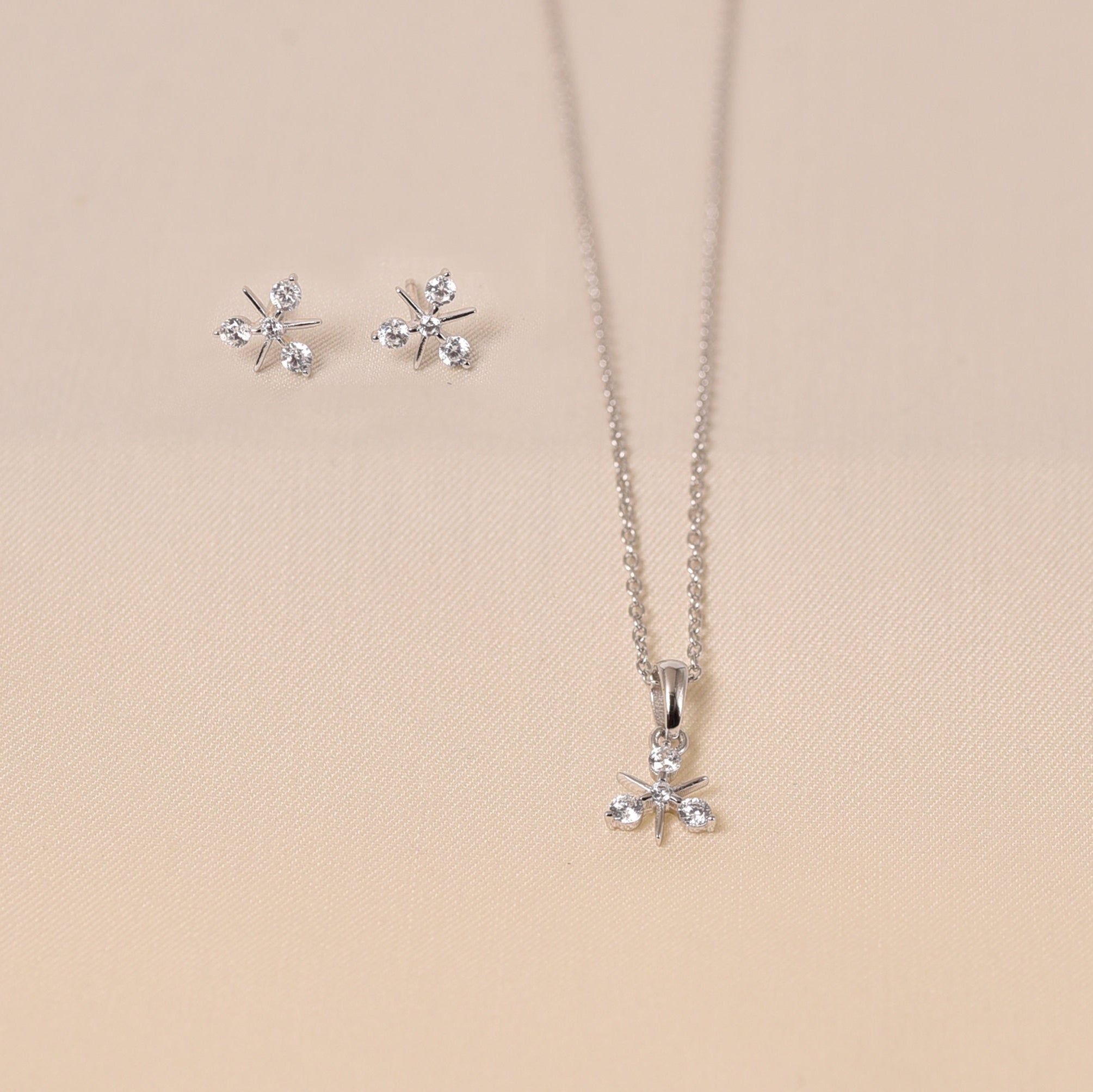 Diamond  Splinter Pendant Set with Chain