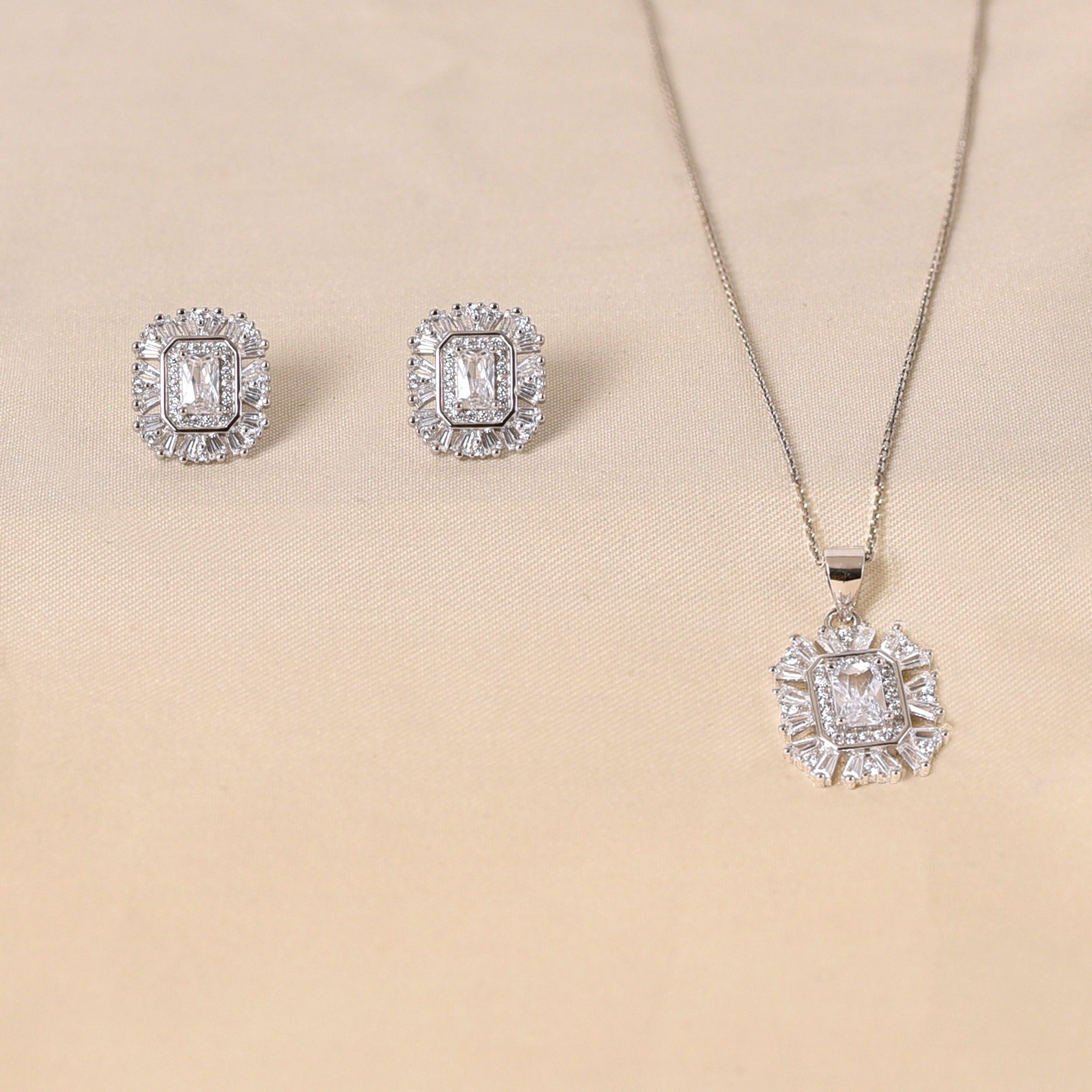 Mishka Pendant Set Without Chain