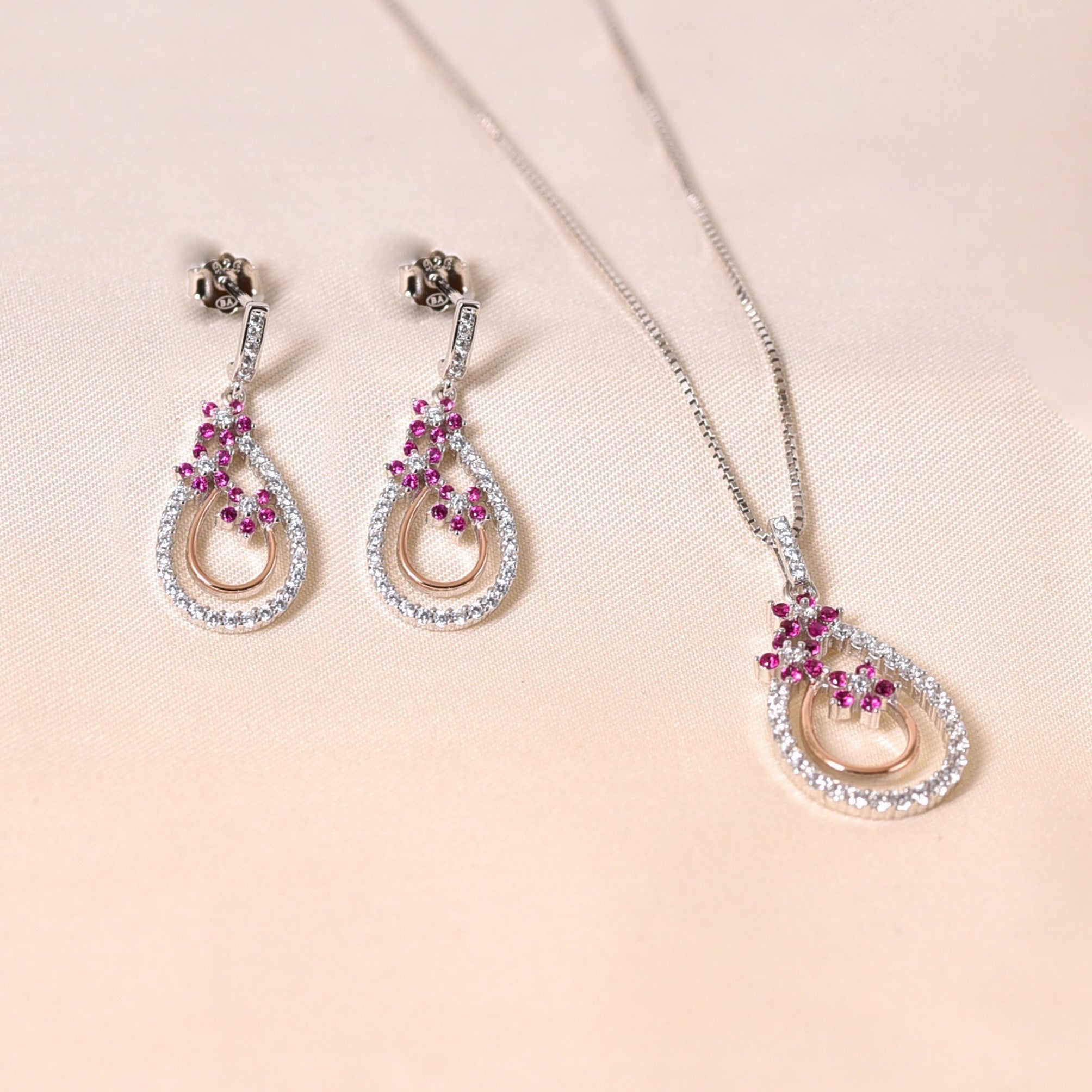 Berlin Drops Pendant Set Without Chain -Dark Pink