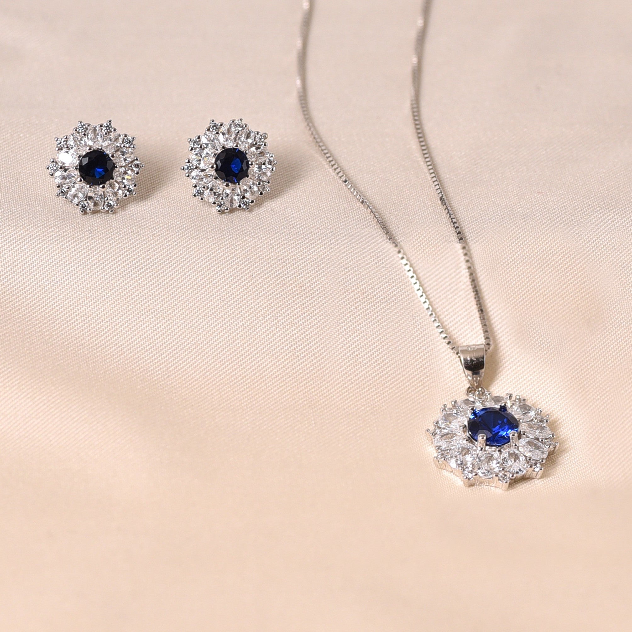 Sunflower Pendant Set Without Chain - Dark Blue