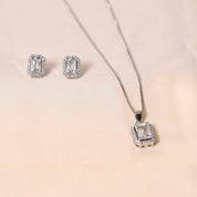Reva Small Diamond Pendant Set Without Chain