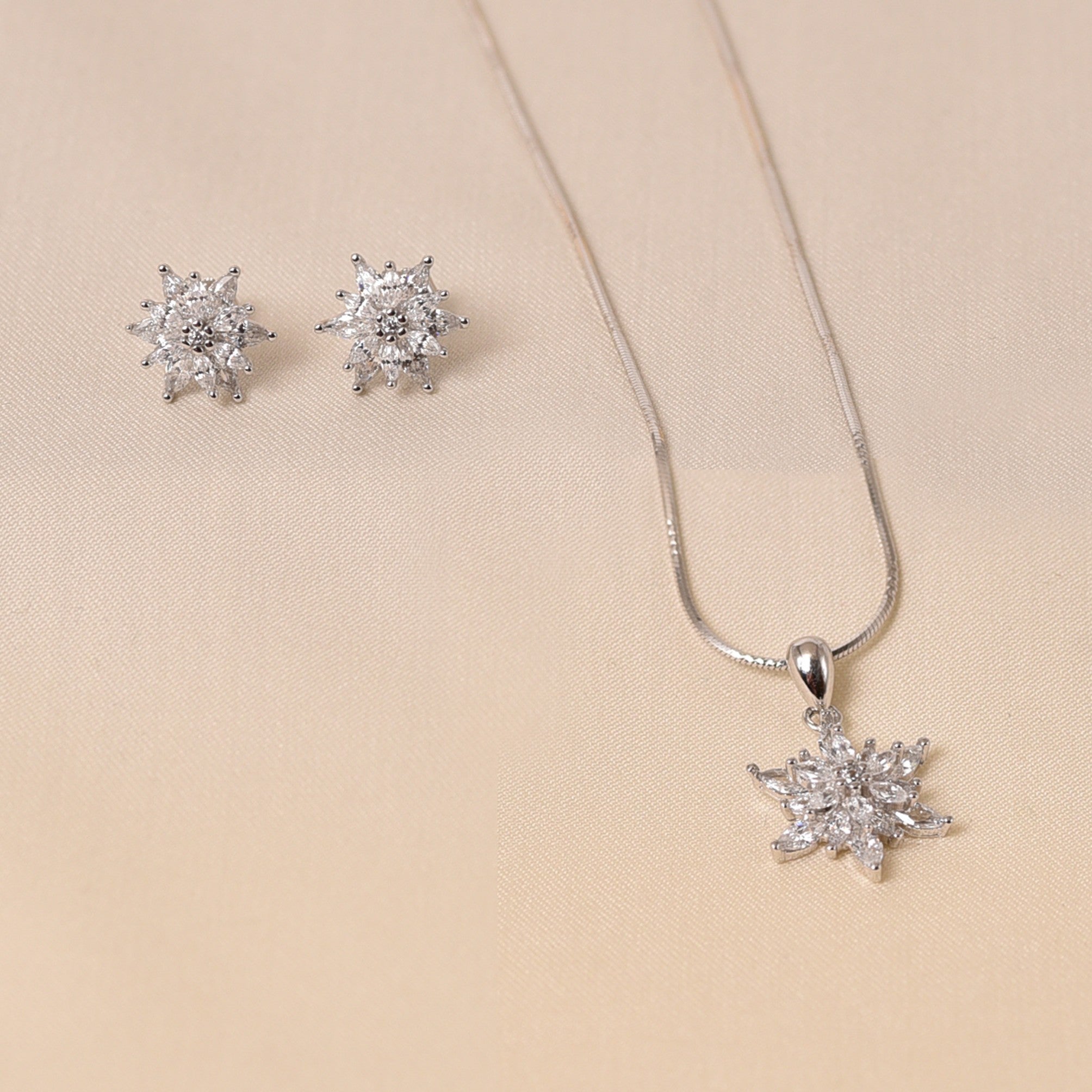 Snowflake Pendant Set Without Chain
