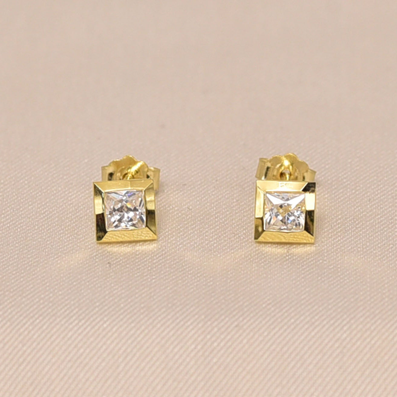 925 Sterling Studs earring for Women- Elyta