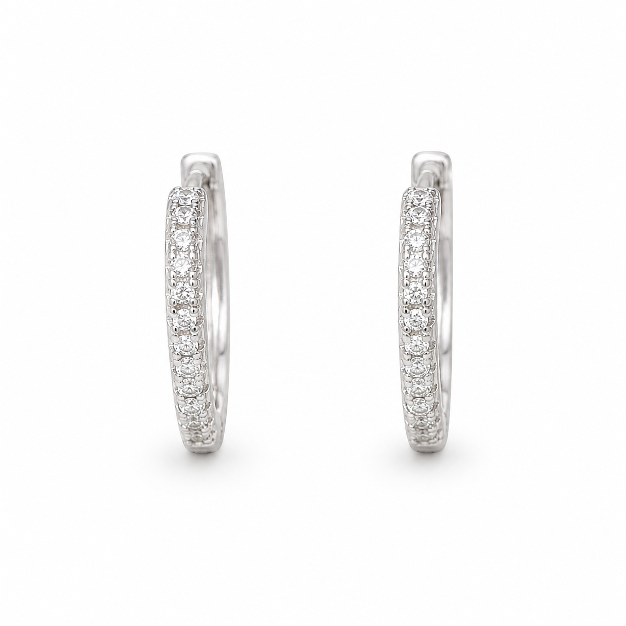 Tine Diamond Earring
