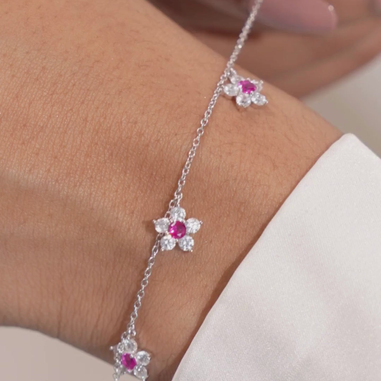 Flower Charm Bracelet -Dark Pink